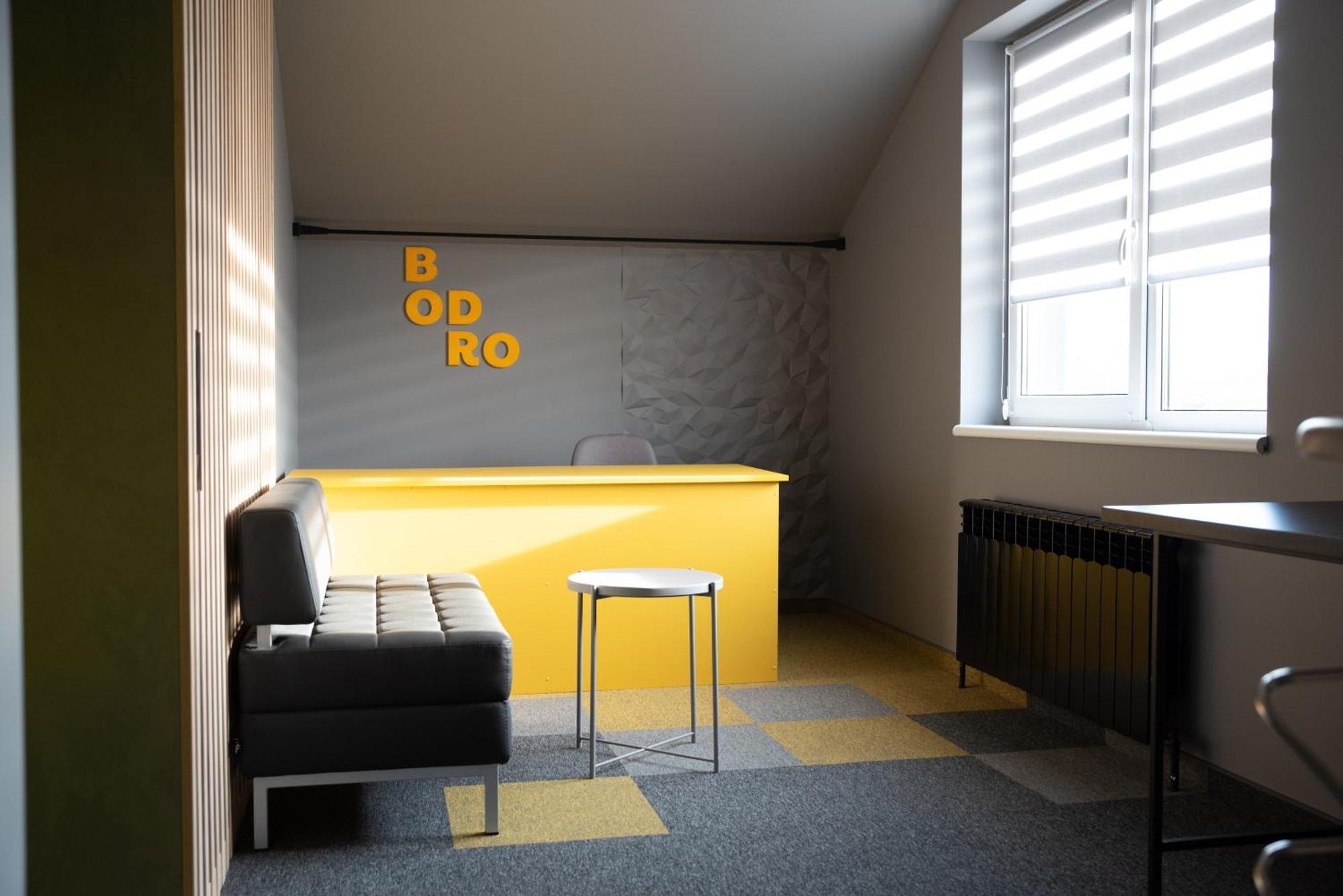 Готельні Кімнати Bodro Clinic Novovolyns'k Dış mekan fotoğraf